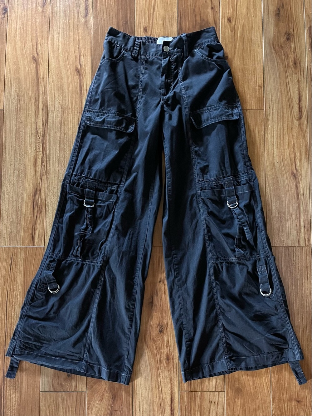Urban Outfitters BDG Riley Cargo Pant Medium Black - Picture 3 of 16